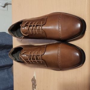 Brand New No Box Cole Haan Jefferson Grand Cap Toe , Tan Size 8.5.